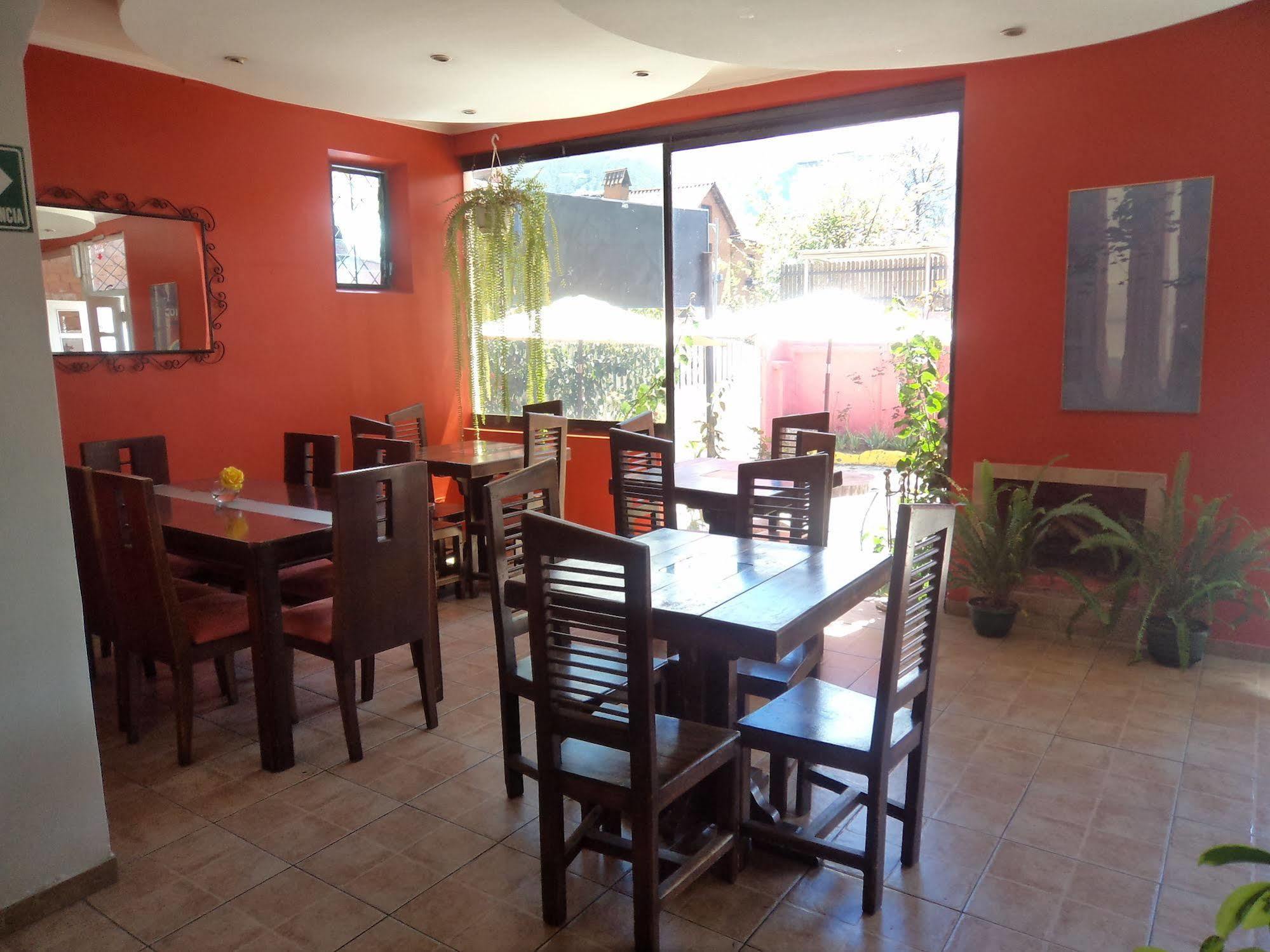 Hostal Imperial Quito Ngoại thất bức ảnh