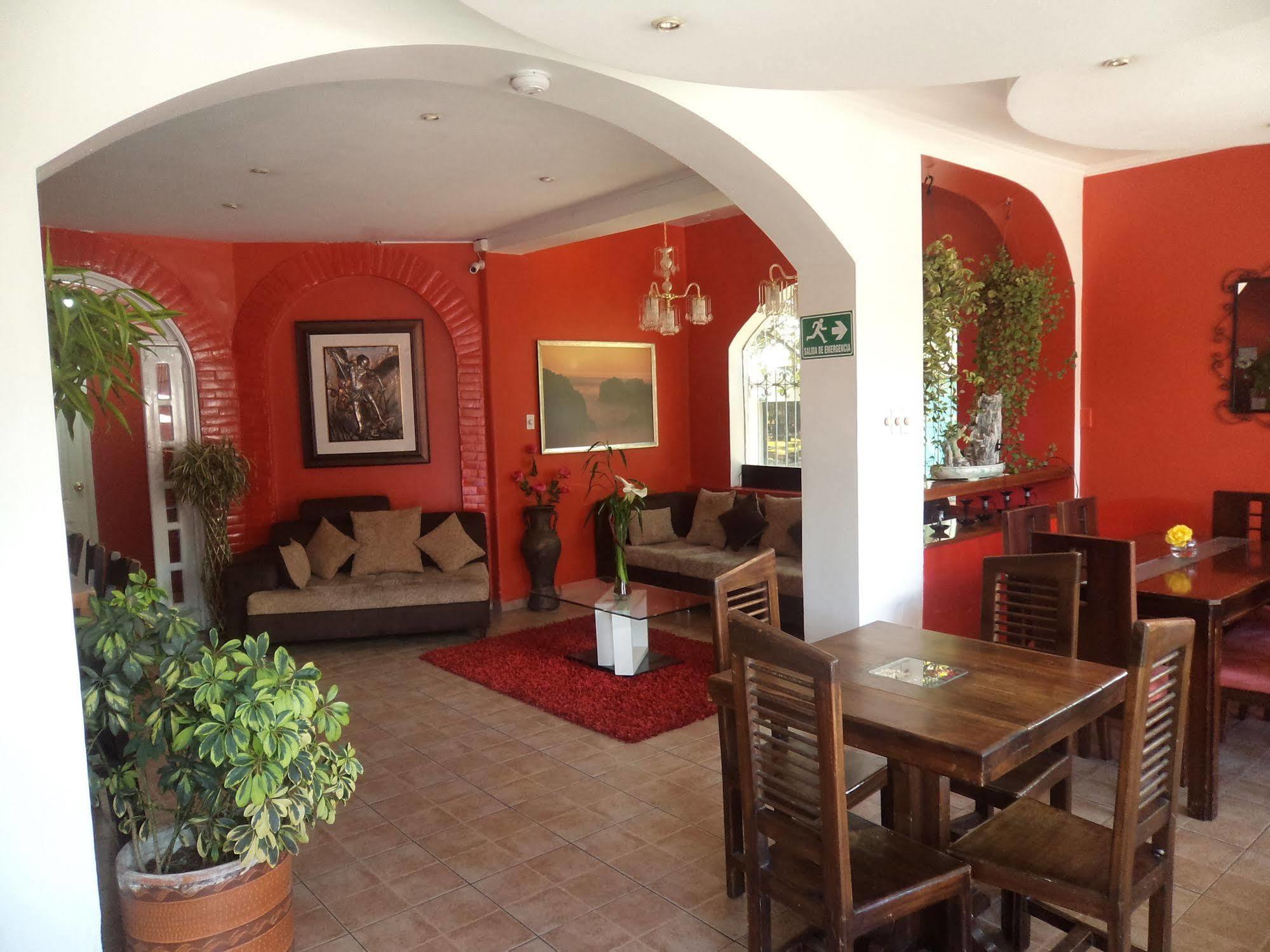 Hostal Imperial Quito Ngoại thất bức ảnh