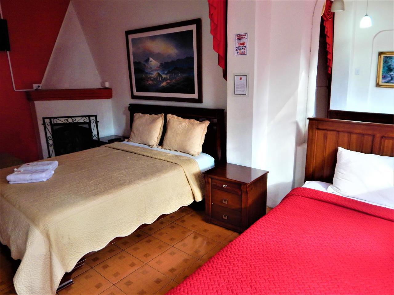 Hostal Imperial Quito Ngoại thất bức ảnh
