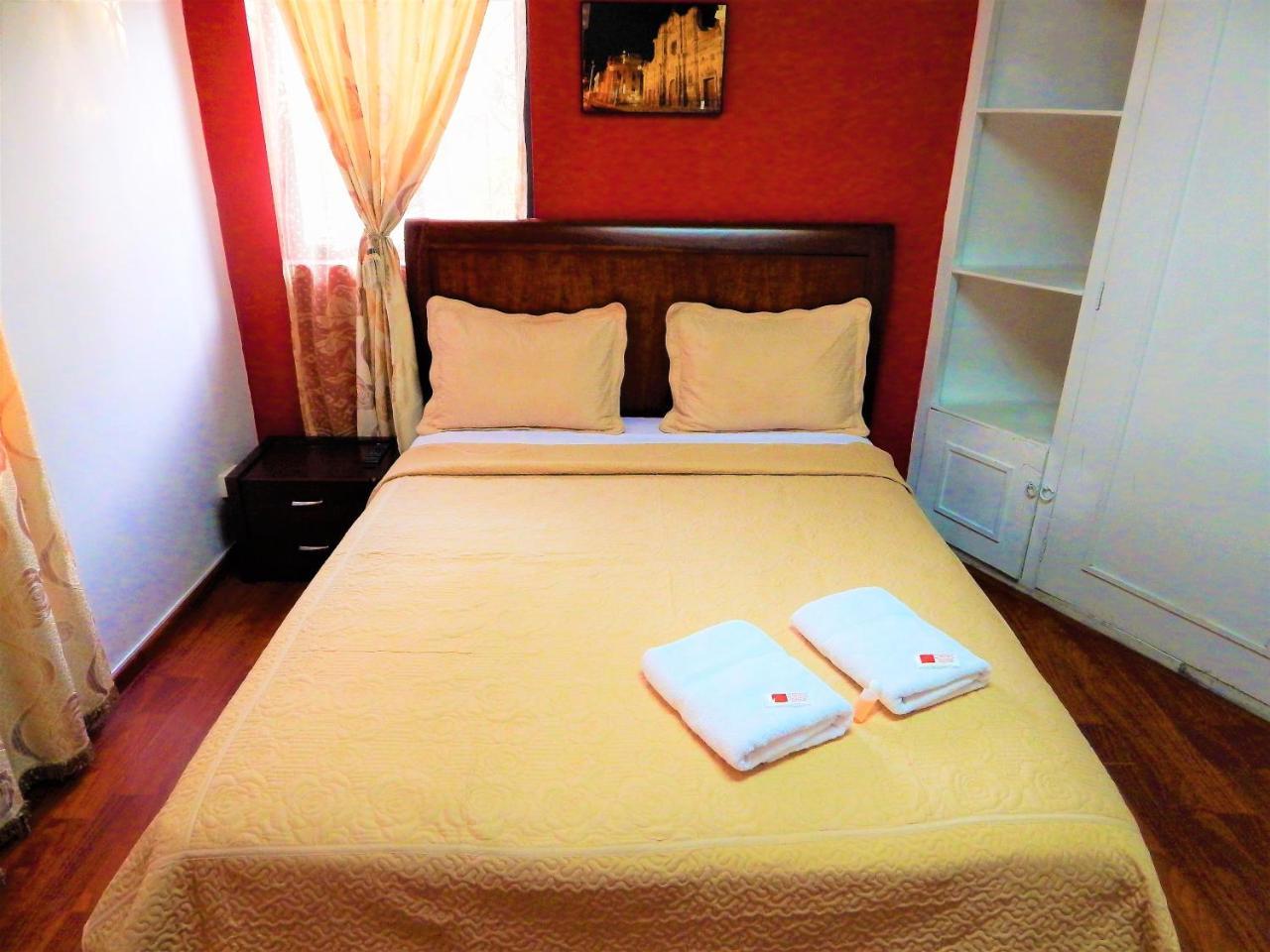 Hostal Imperial Quito Ngoại thất bức ảnh