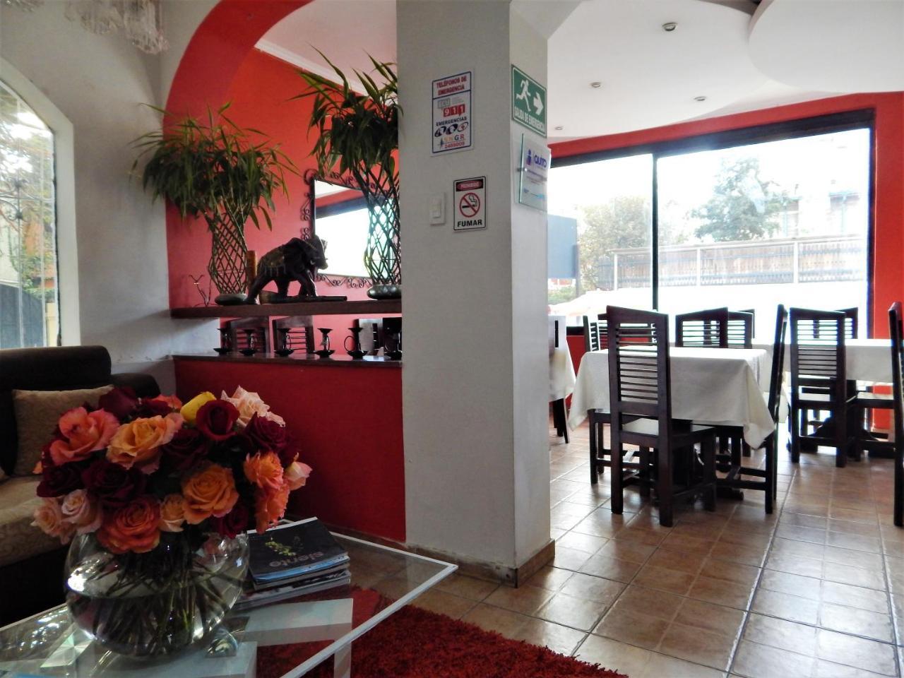 Hostal Imperial Quito Ngoại thất bức ảnh