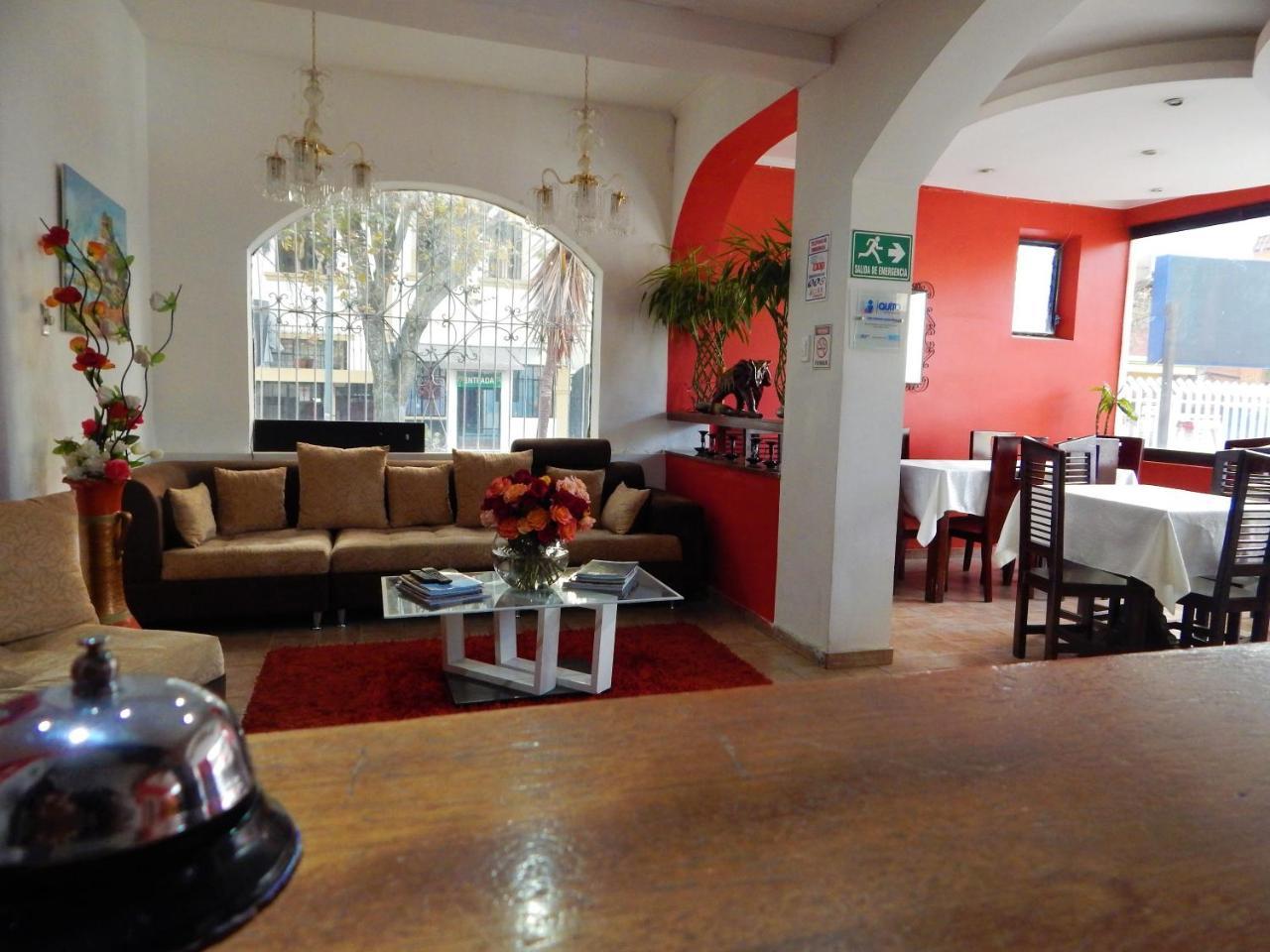 Hostal Imperial Quito Ngoại thất bức ảnh