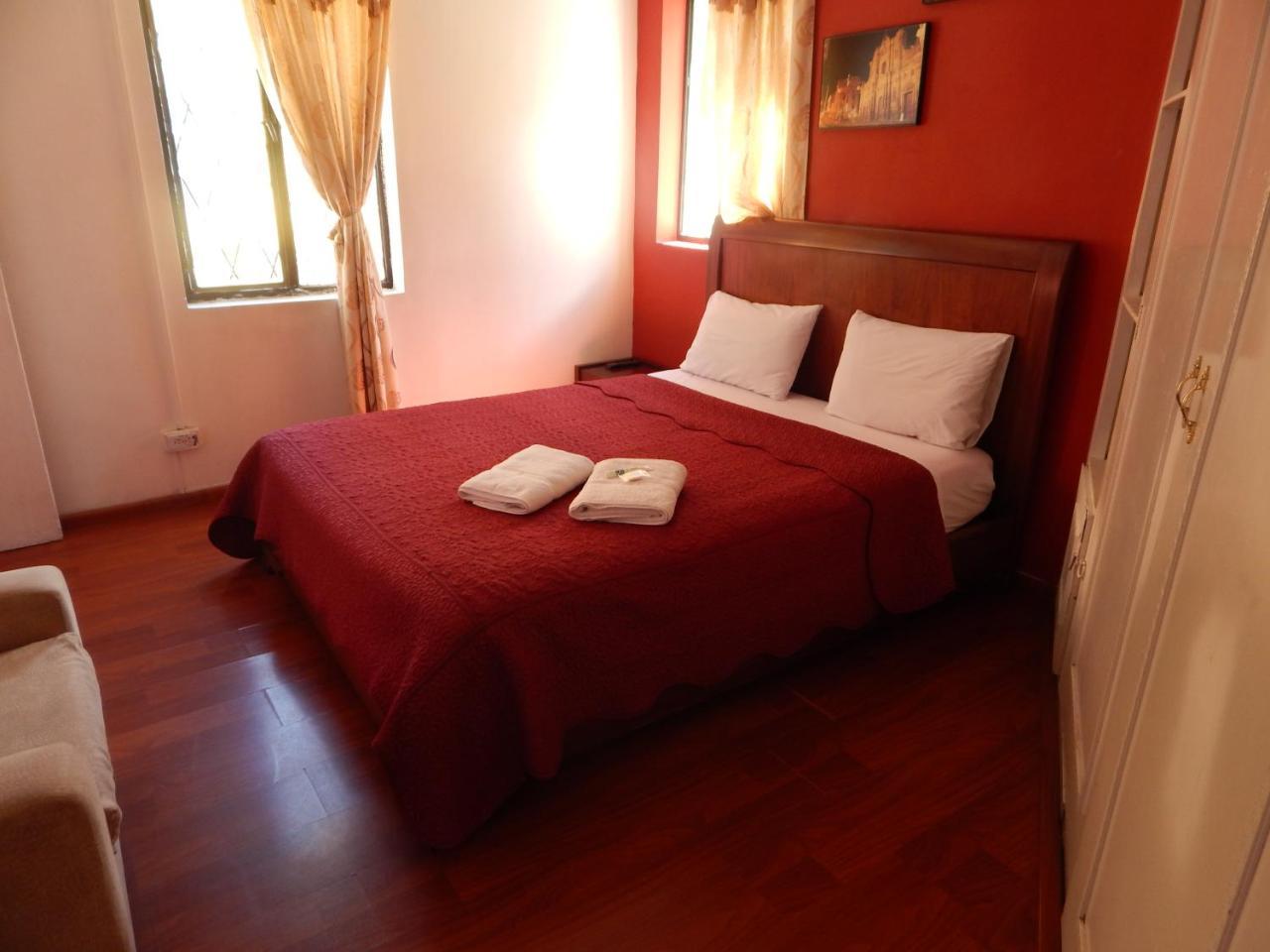 Hostal Imperial Quito Ngoại thất bức ảnh